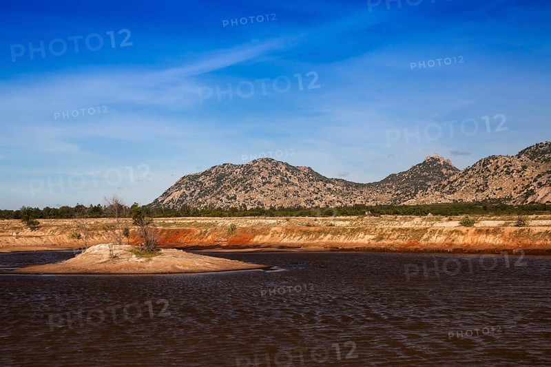 Coastal mountains near Ca Na
