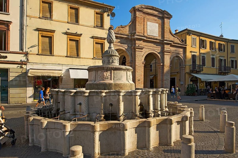 Piazza Cavour