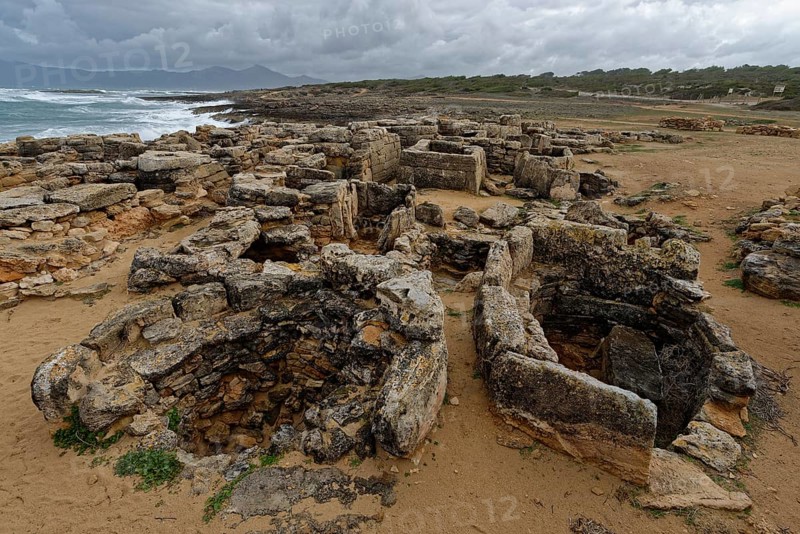 Prehistorical necropole