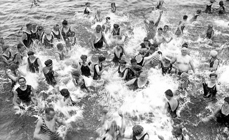 Group with bathers in the water
