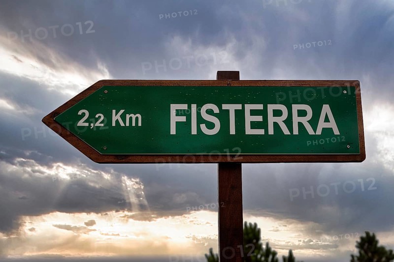 Distance sign to Fisterra