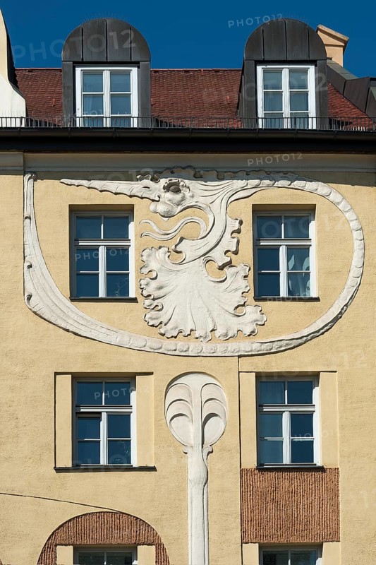 Art Nouveau ornaments on the Harras