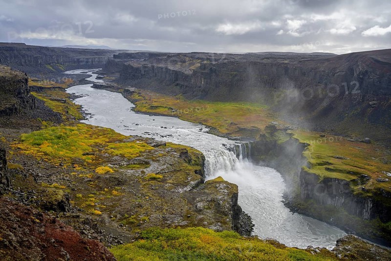 Canyon of Joekulsa A Fjoellum with Hafragilsfoss