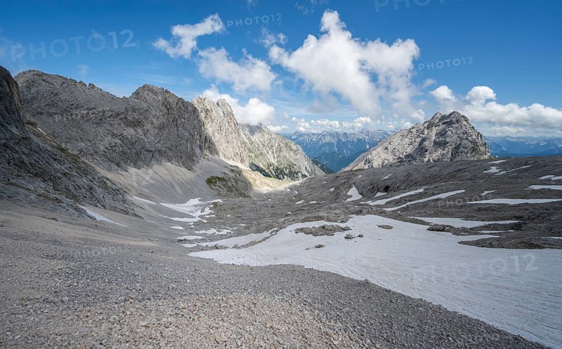 Hiking trail Hermann-von-Barth-Weg to the Partenkirchner Dreitorspitze