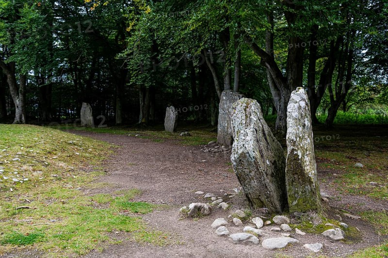 Clava cairn