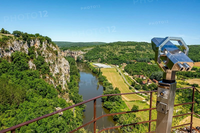 View of River Lot and Vallee du Lot from Saint-Cirq-Lapopie