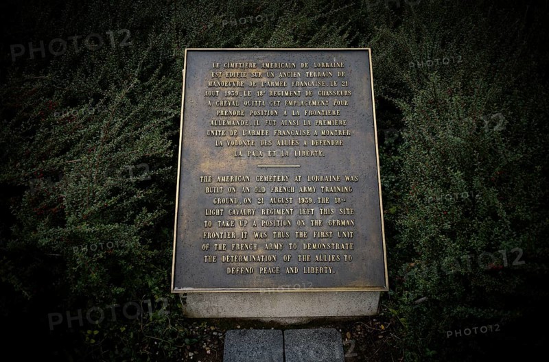 Memorial plaque