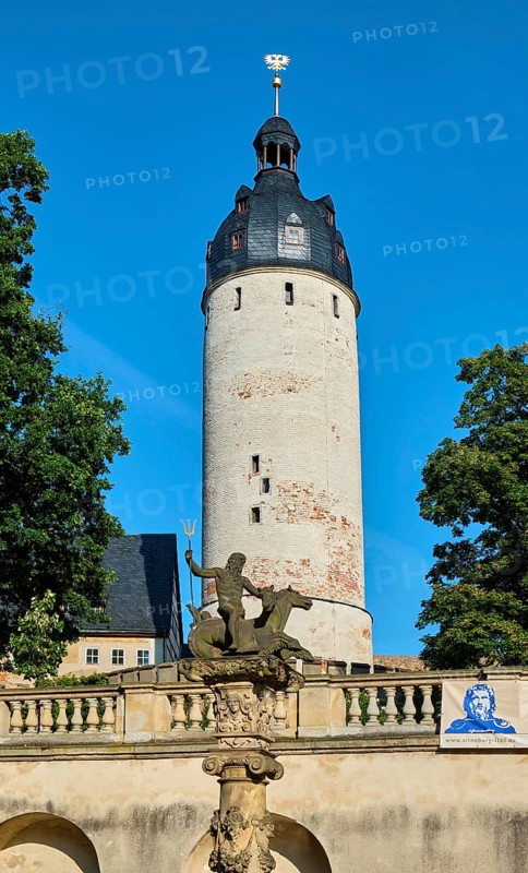 Neptune Fountain and Hausmann Tower