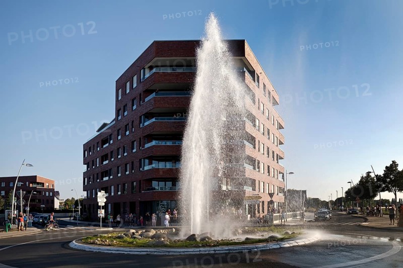 Monheim Geyser in the roundabout