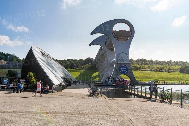 Falkirk Wheel rotating boat lift