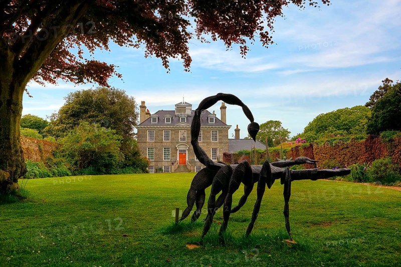 Sausmarez Manor