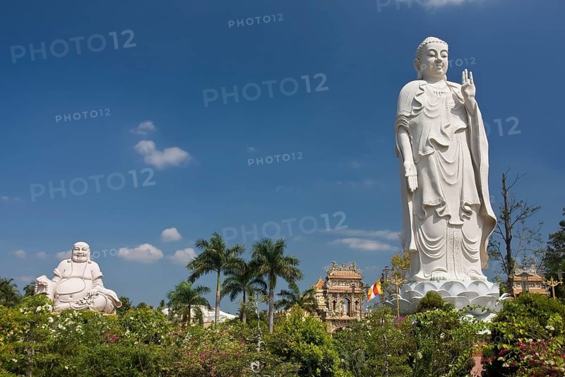 Buddha statue