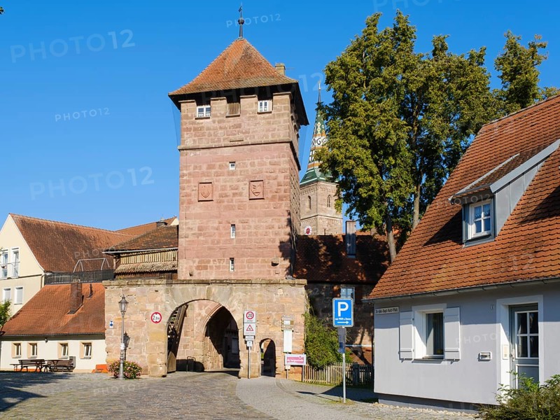Lower Gate and Liebfrauen Minster