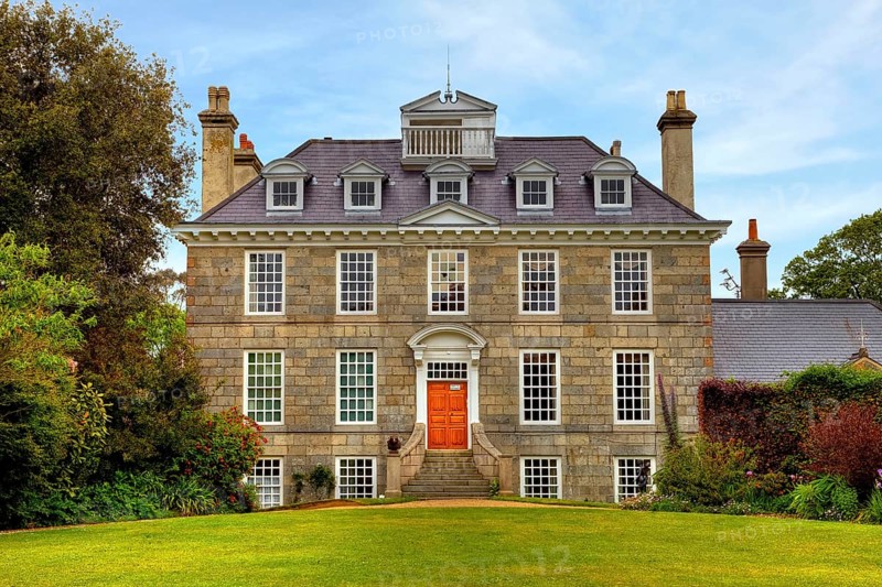 Sausmarez Manor