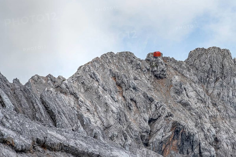 Schuesselkar bivouac on the Mieminger chain