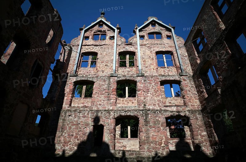 Hunting lodge