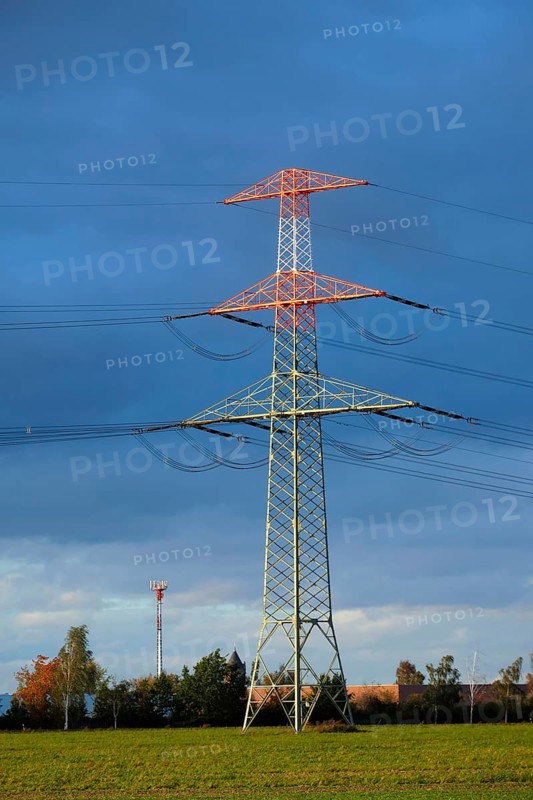 Power pylons
