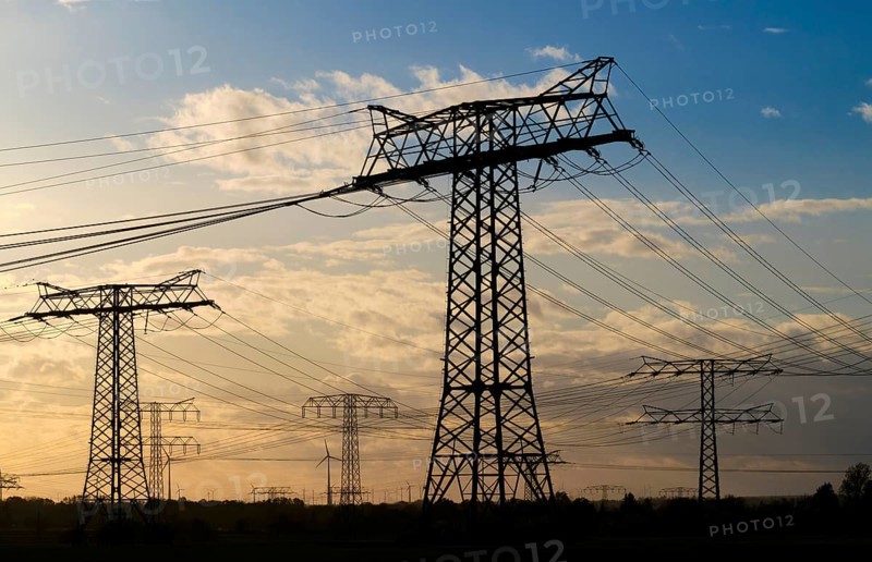 Power pylons