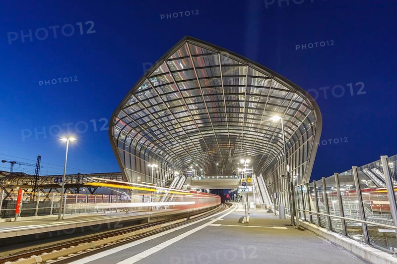 S-Bahn train Deutsche Bahn stop Elbbruecken station in Hamburg