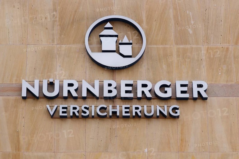 House facade with logo Nuernberger Versicherung