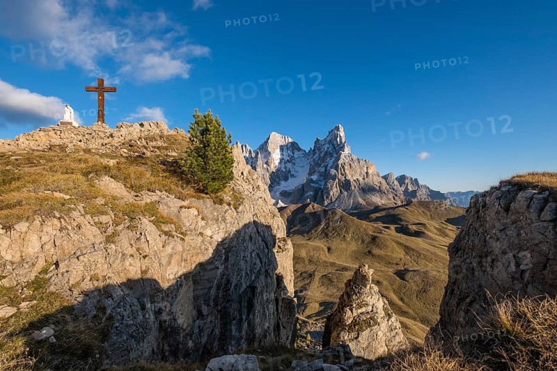 View from Monte Castellaz to Cimon della Pala