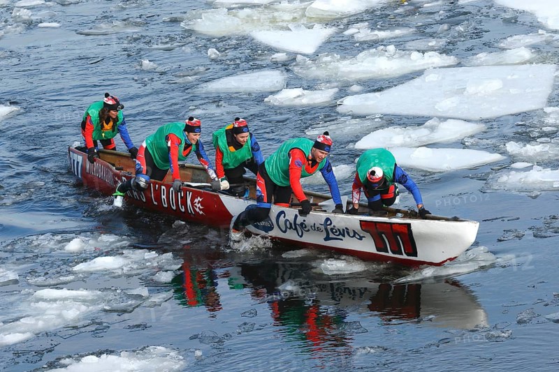 Canoe race on ice