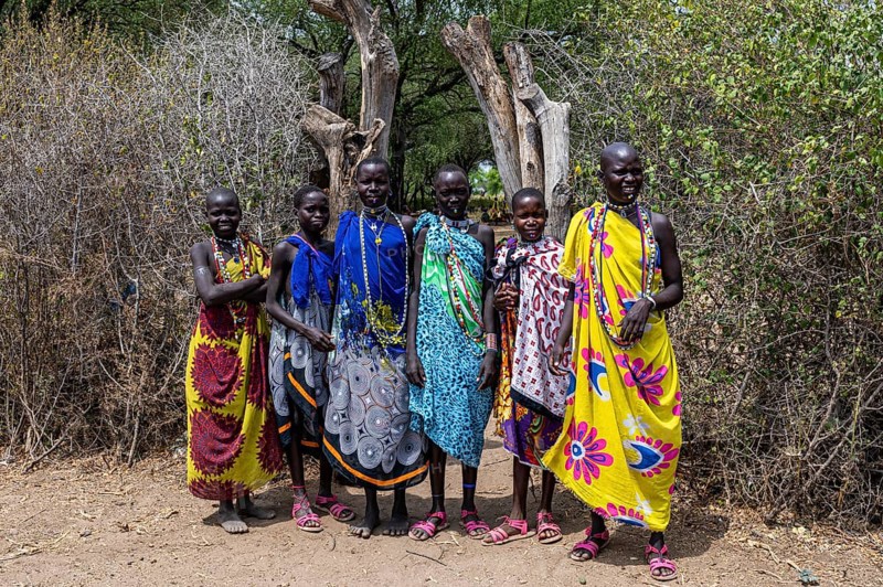 Traditional dressed girls from the Toposa tribe