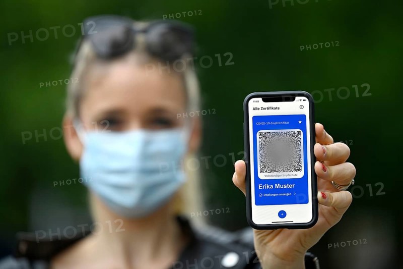Symbol photo vaccination privileges