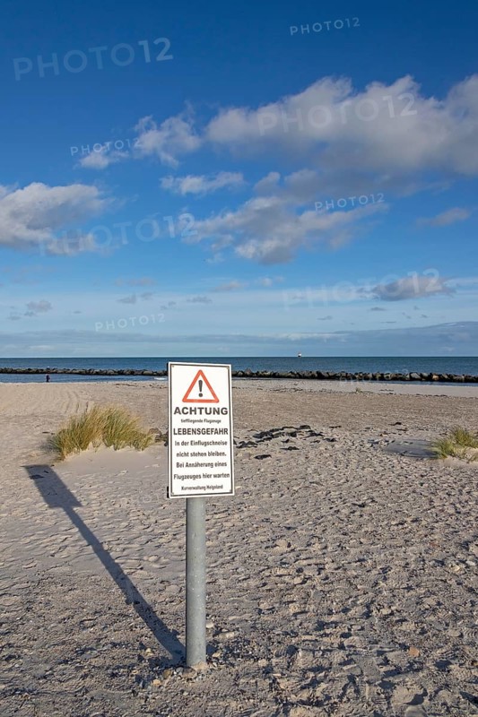 Flight path warning sign