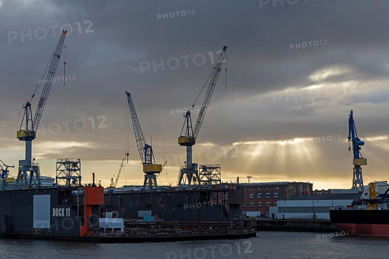 Blohm + Voss shipyard in the morning backlight