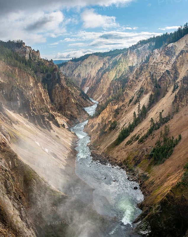 Yellowstone River flows through Gorge