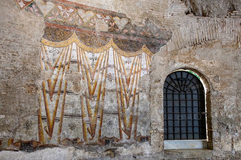Historic Roman Ornaments Murals in Temple of Romulus