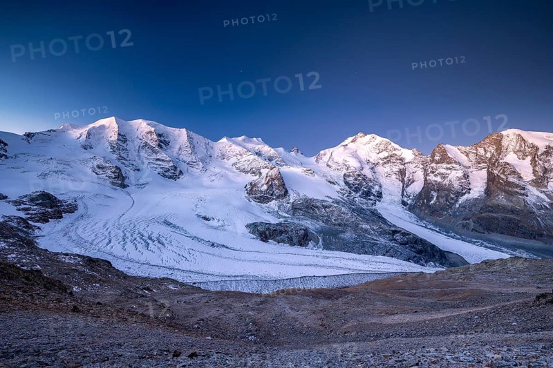 Mountain panorama on the Diavolezza