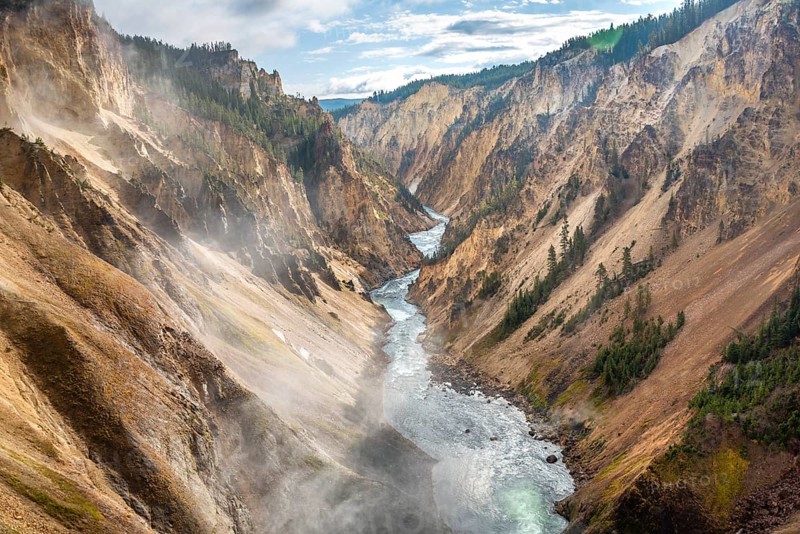 Yellowstone River flows through Gorge