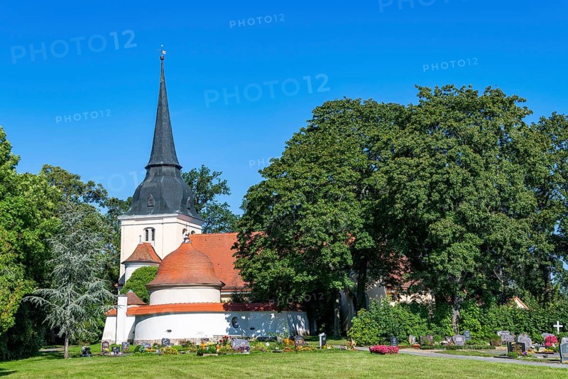 Village church of Gross Behnitz and family tomb of the Borsig family
