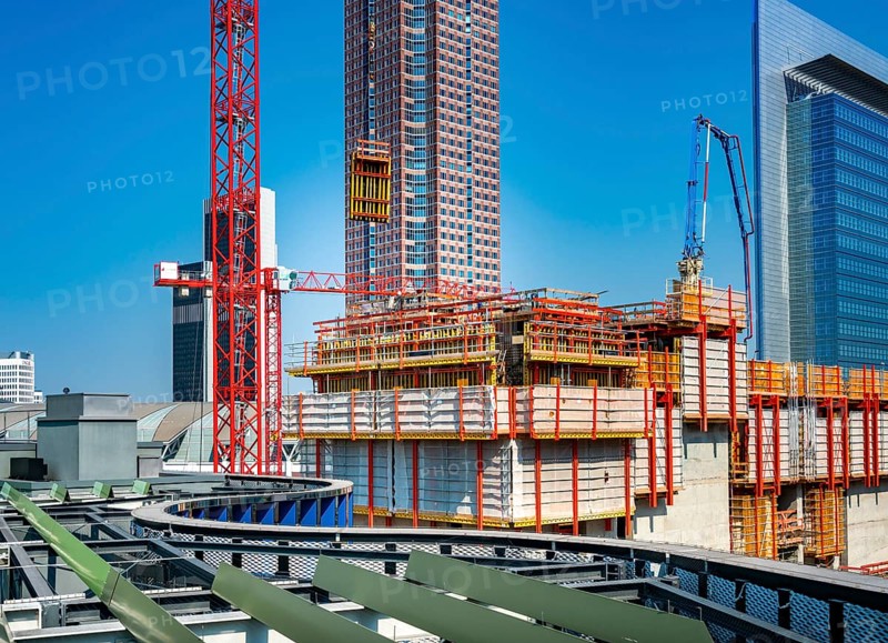 Major construction site at the Frankfurt Messeturm