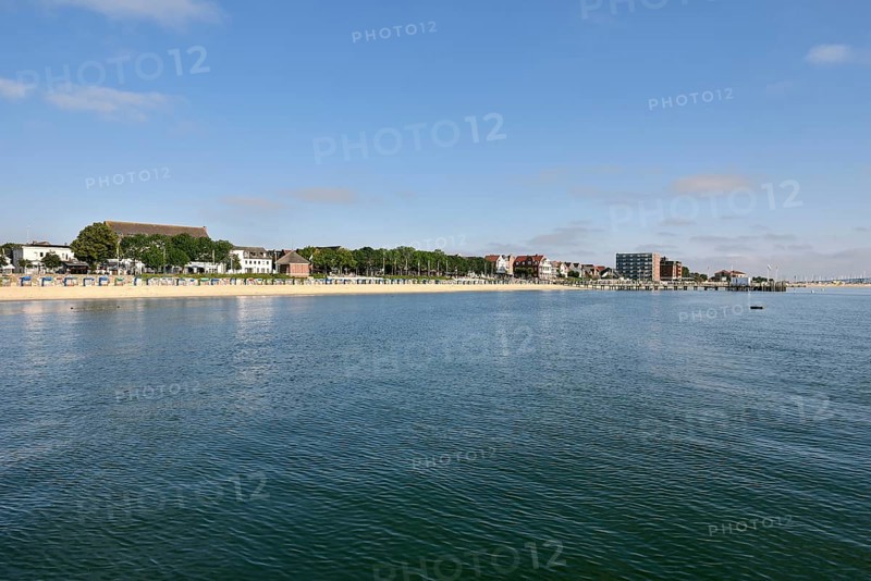 Shore of the main bathing beach of Wyk auf Foehr