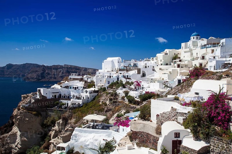 Hotel with an inner courtyard in Imerovigli