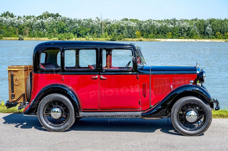 Oldtimer Hillman Minx year of construction 1933