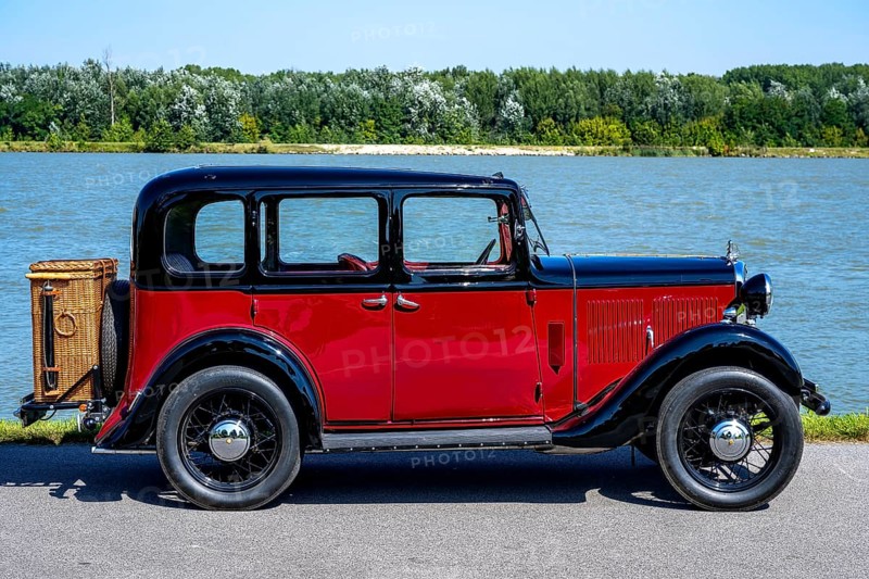 Oldtimer Hillman Minx year of construction 1933