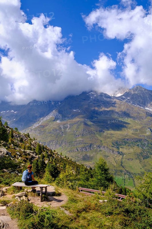 Hikers on the Panorama Trail