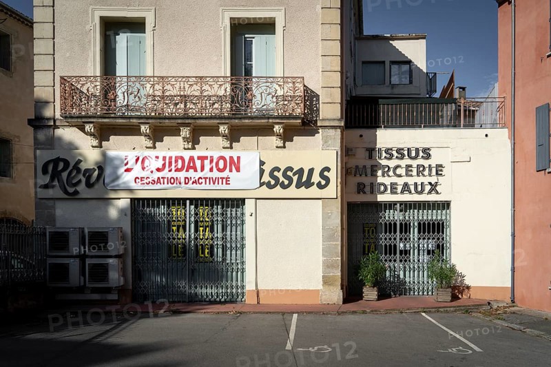 A shop in the centre of Narbonne for fabrics