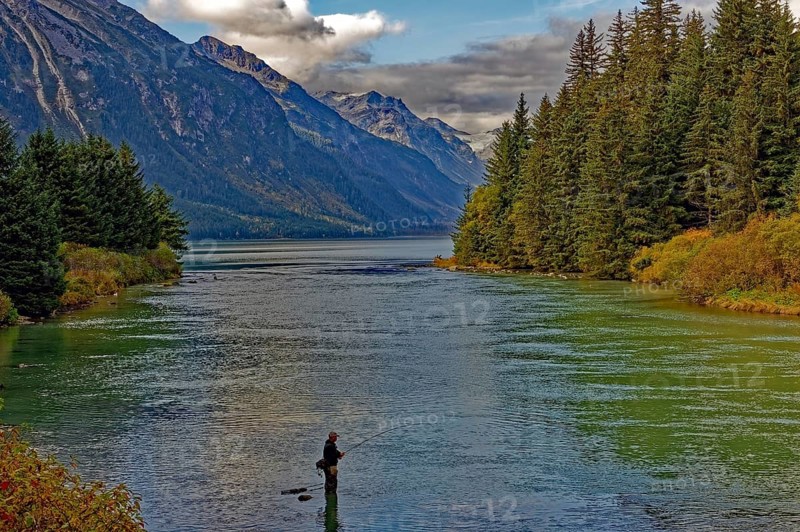 Anglers on the Chilkoot River