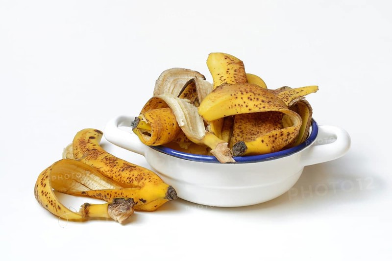 Banana peel in peel