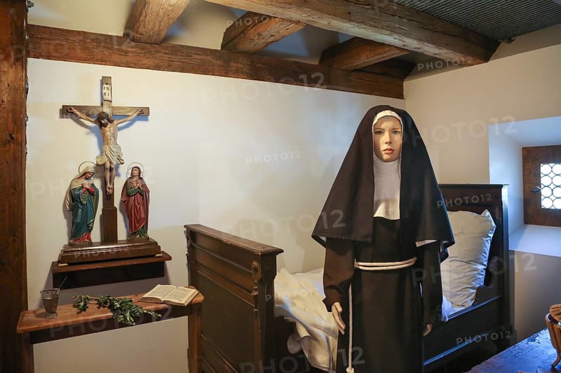 Mannequin in nun's traditional costume