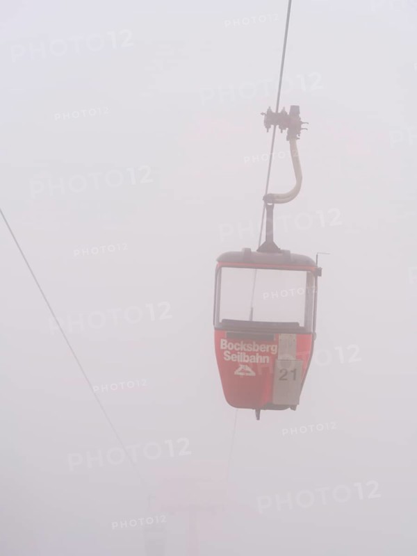 Bocksberg cable car disappears in the fog