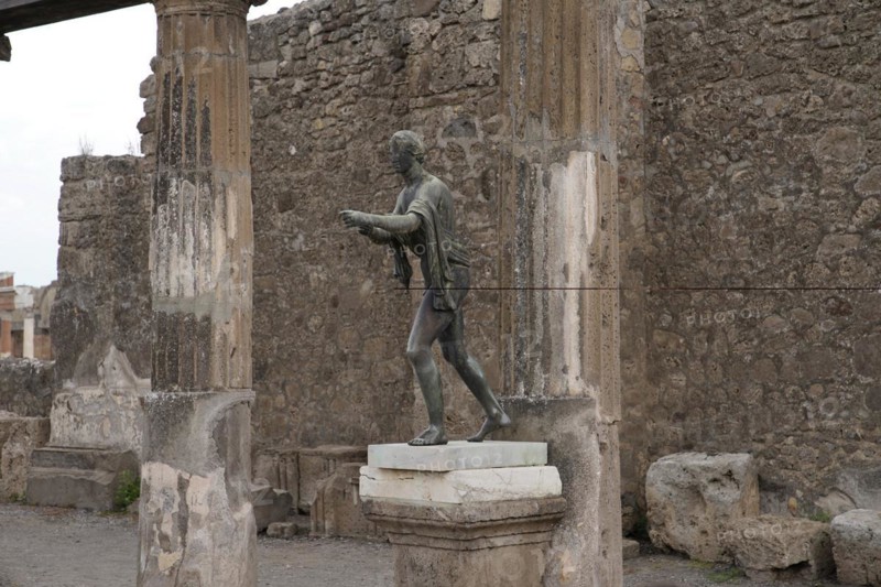 Statue of Apollo
