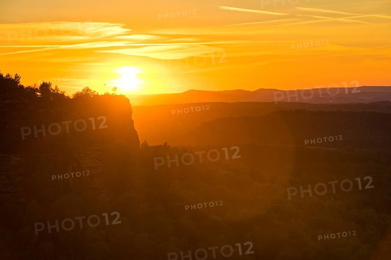Sunset over the Gohrisch seen from the Papststein