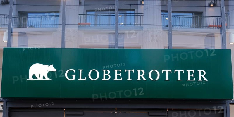 Sign and logo Globetrotter