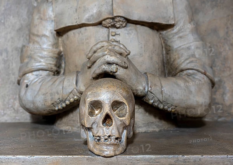 Depiction of hands with skull in the St. Mary's Church at Alexanderplatz